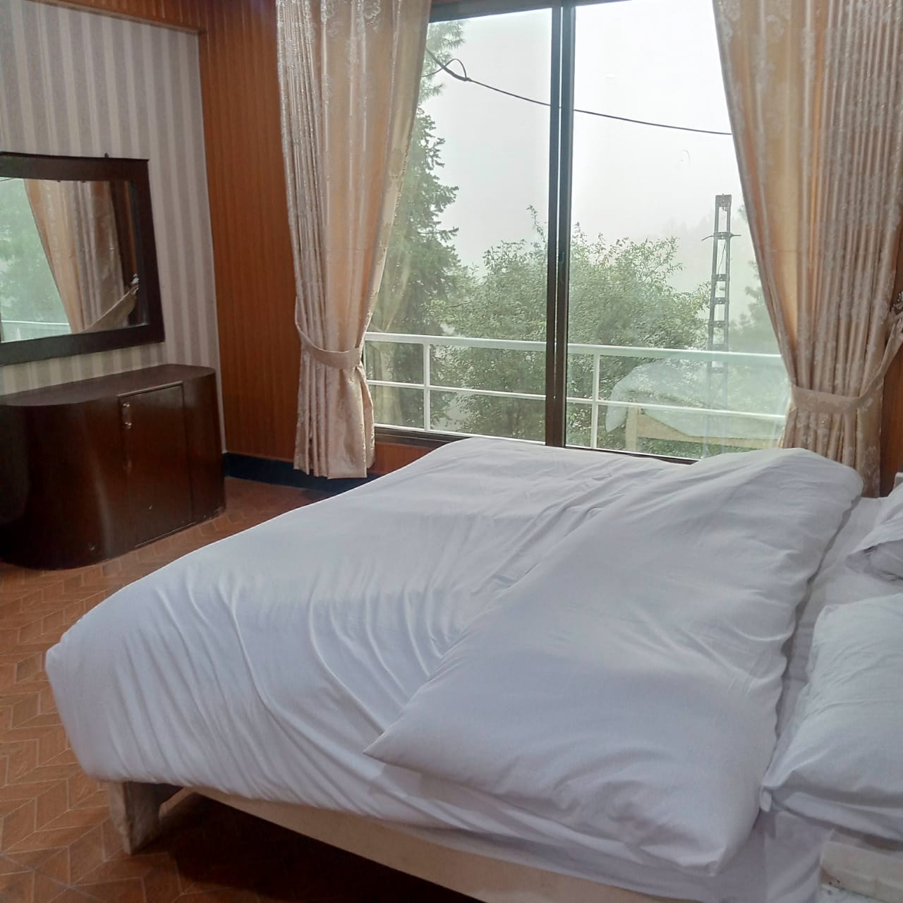 3 Bedrooms