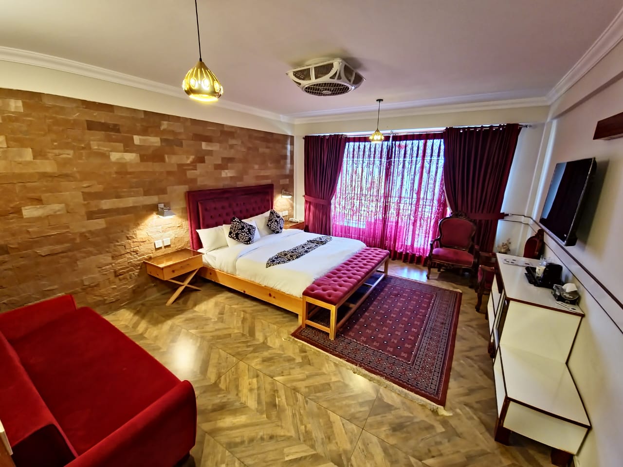 Hotel hilla nathia gali