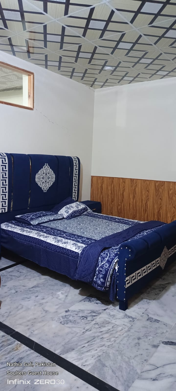 Khizer Guesthouse with kitchen 2